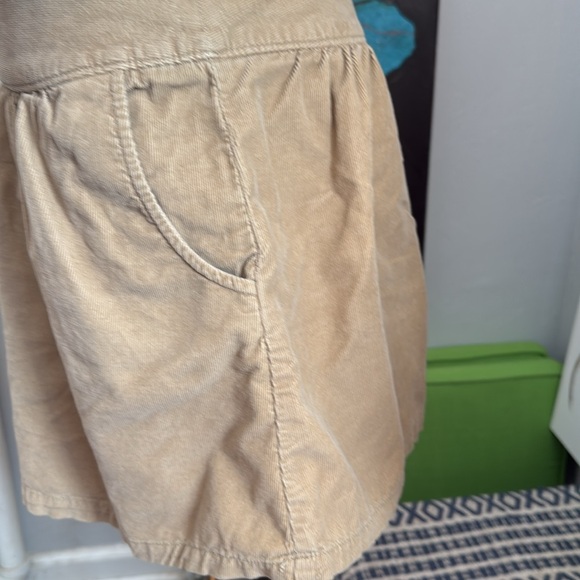 Cute little light cord mini skirt with pockets - Picture 4 of 5